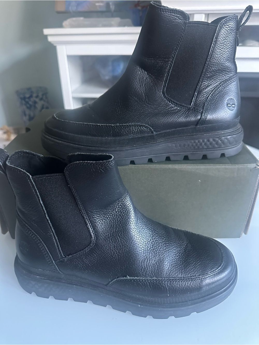 Timberland Women's Ray City GreenStride  Chelsea Black Leather Boots 8.5M